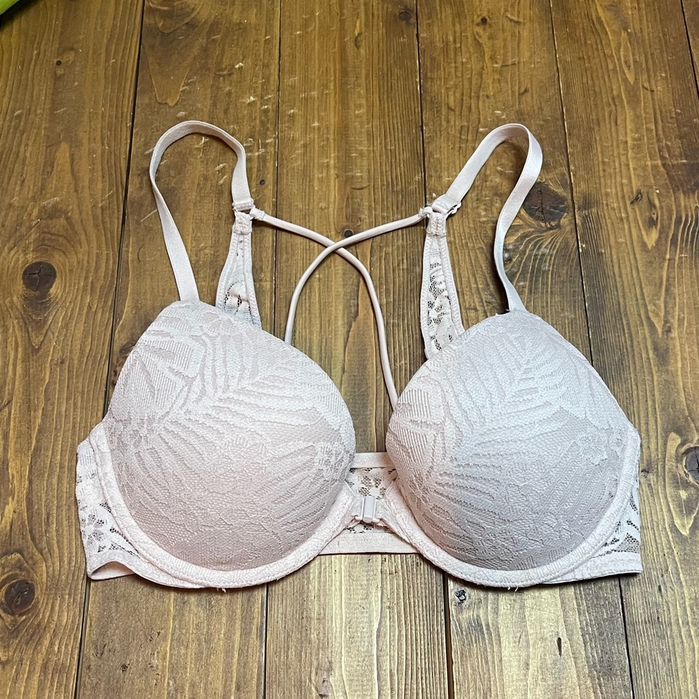 Pink by Victoria’s Secret lace front closure push up bra size 32C